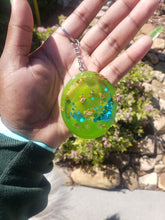 Load image into Gallery viewer, Custom Shaker Keychains