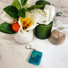 Load image into Gallery viewer, Custom Shaker Keychains