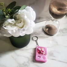 Load image into Gallery viewer, Custom Shaker Keychains