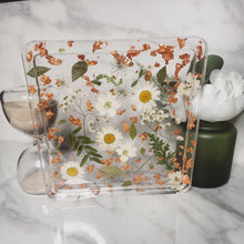 Load image into Gallery viewer, White Flowers and Rose Gold Tray
